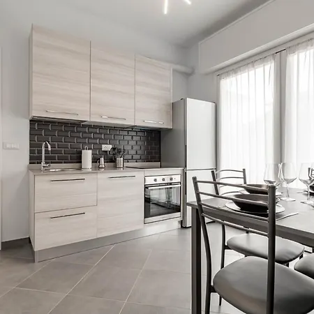 H11 Bilocale Arma-taggia 2a Apartment